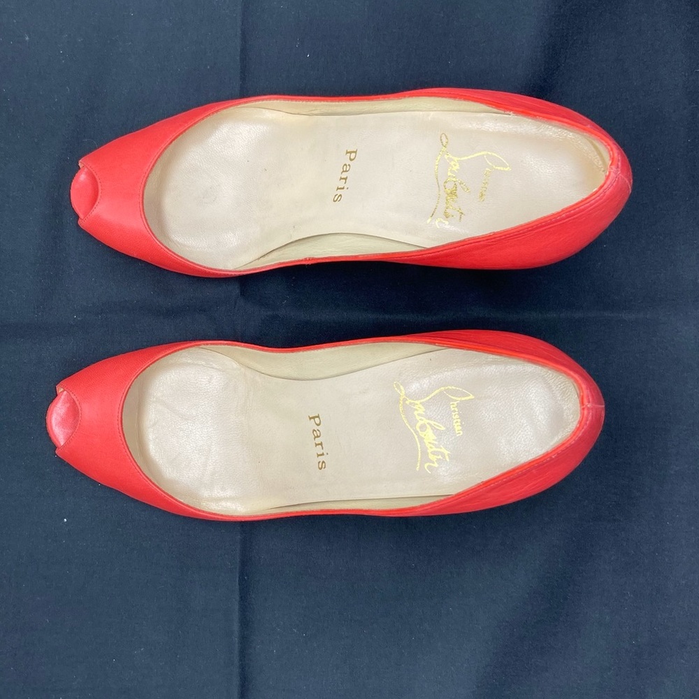 Christian Louboutin Coral Peep-Toe